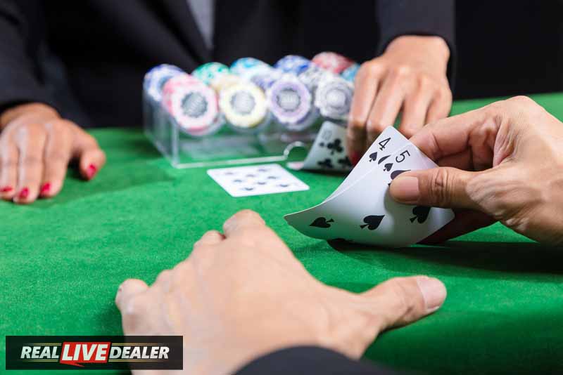 Baccarat Odds and Playing Tips