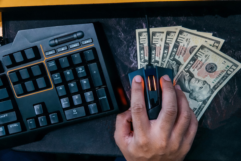 betting real money on E sports