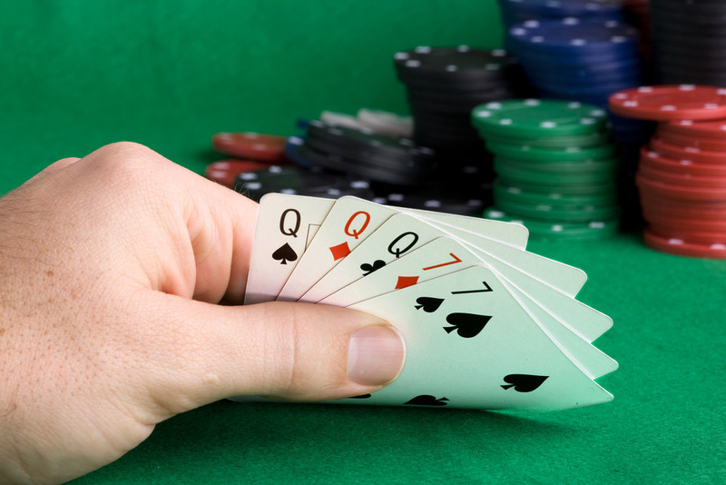 Playing Baccarat on internet