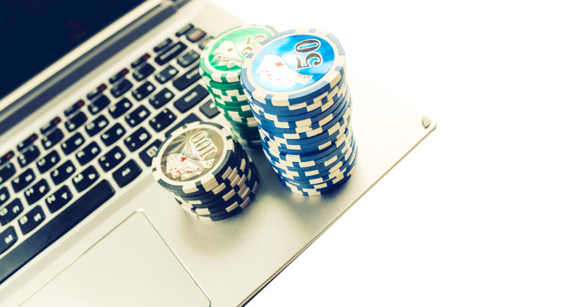 Handle Money in Online Blackjack