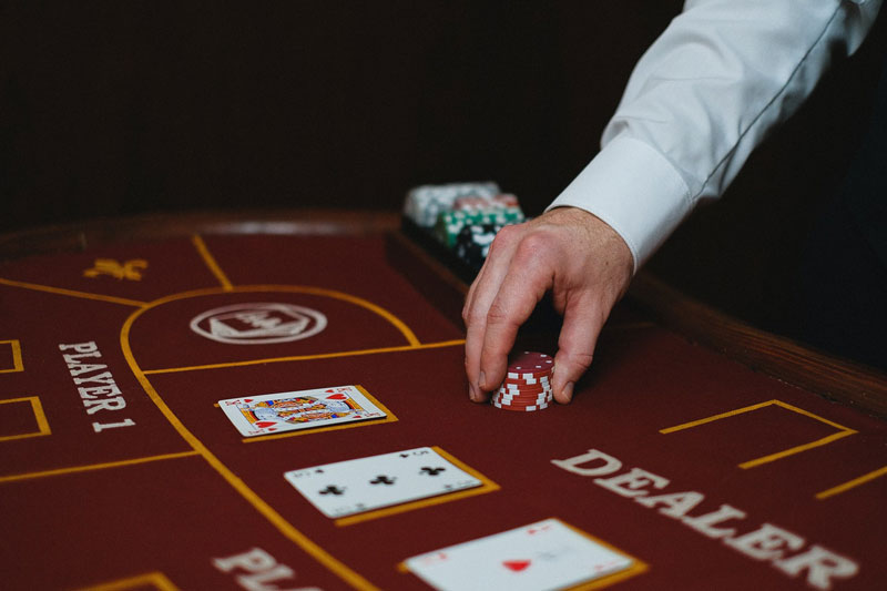 Live Dealer Casino Gambling