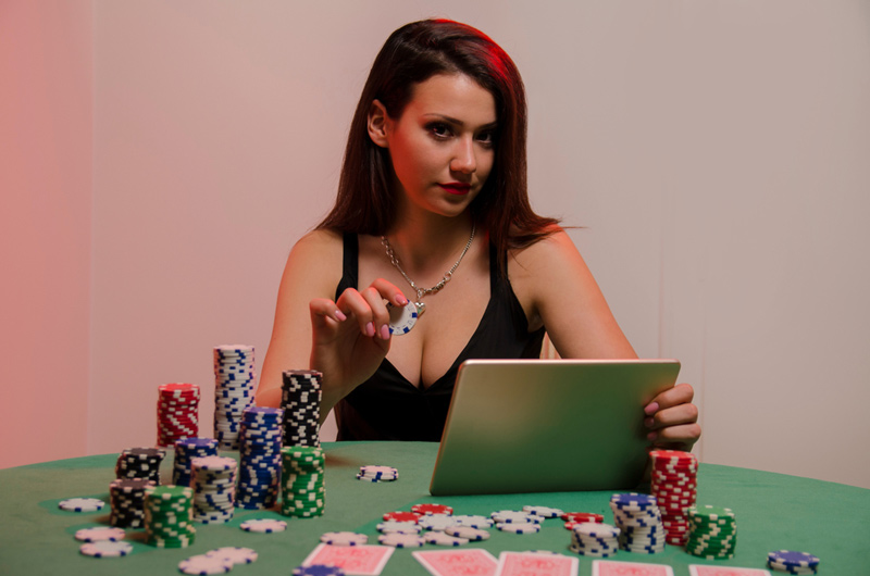 Being Part of a Live Dealer Casino