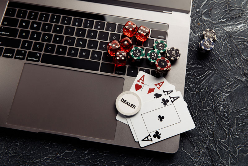 Playing Online Blackjack Game